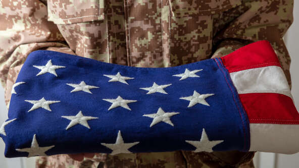 american-army-soldier-in-usa-military-digital-patt-2022-12-16-12-24-08-utc.JPG?sw=592&cx=0&cy=0&cw=8098&ch=4555&q=60