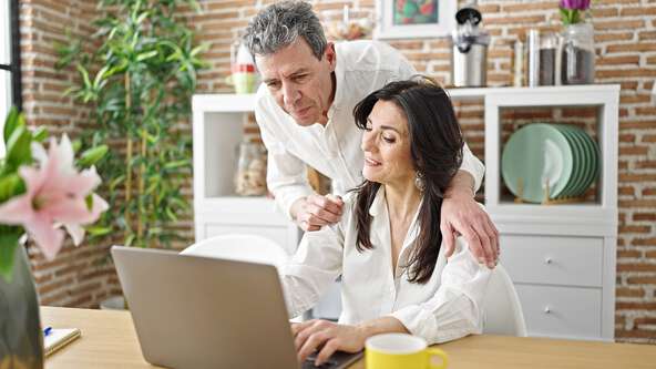 Couple comp7.jpg?sw=592&sh=333&q=60